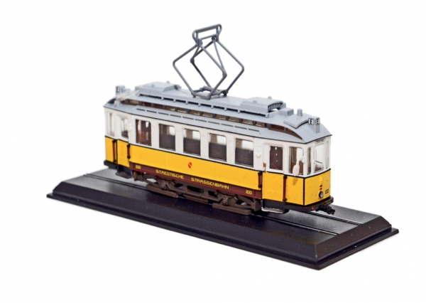 Karlsruhe (D): Spiegelwagen Nr. 100